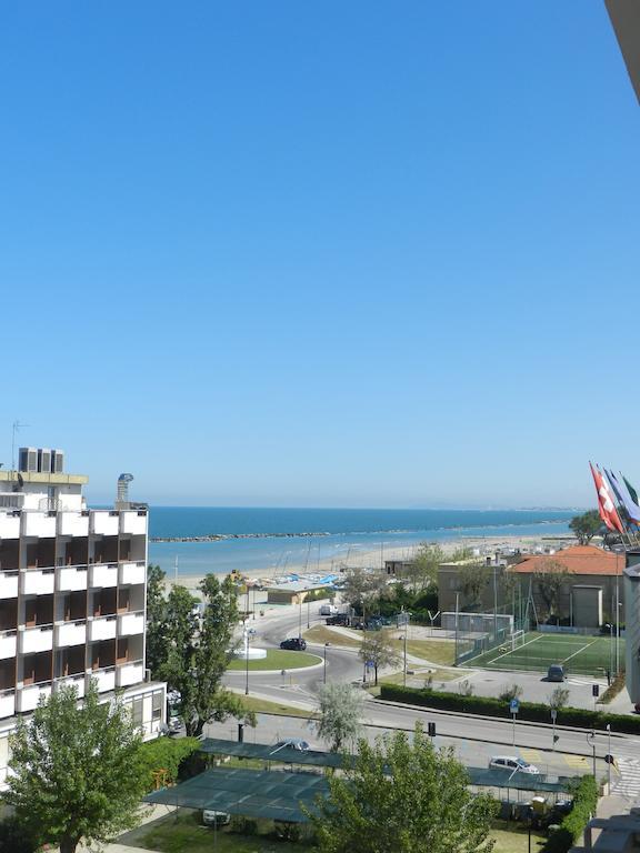 Hotel Michelangelo Bellaria-Igea Marina Exterior photo